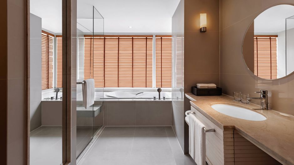 Courtyard by Marriott Bangkok Room