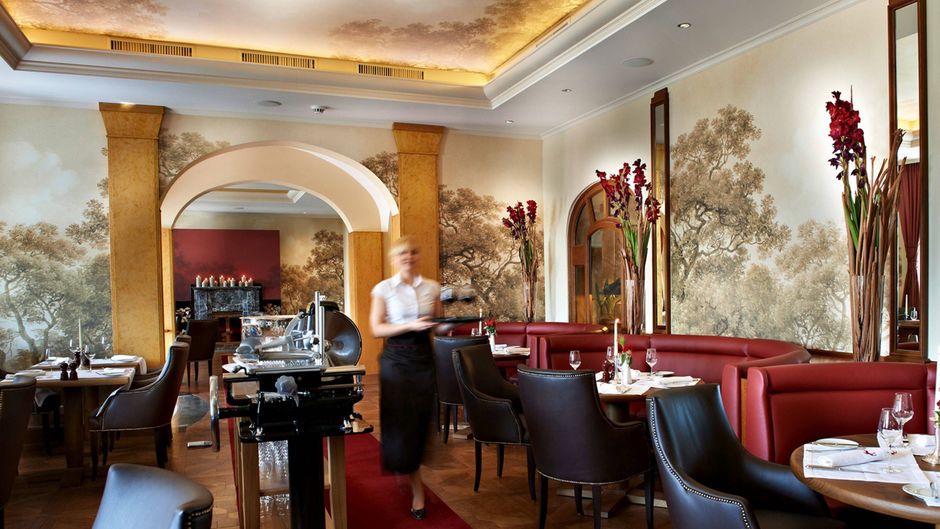 Falkenstein Grand, Autograph Collection Restaurant