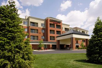 Courtyard Akron Stow