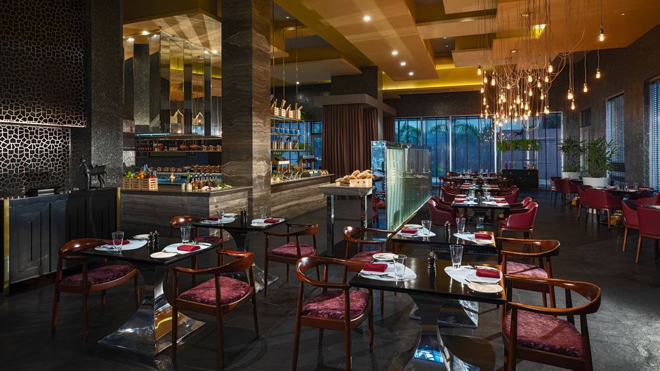 Renaissance Bengaluru Race Course Hotel Restaurant