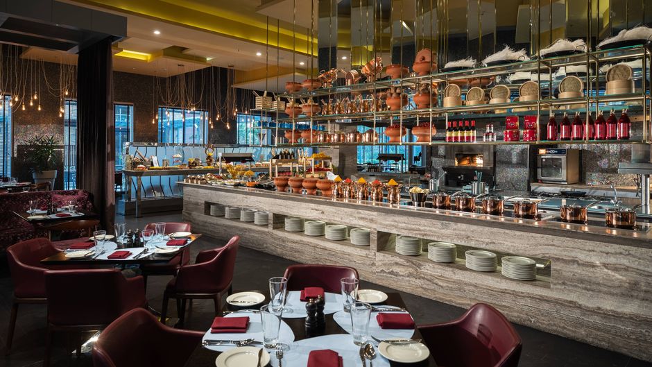 Renaissance Bengaluru Race Course Hotel Restaurant