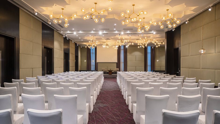 Renaissance Bengaluru Race Course Hotel Meeting