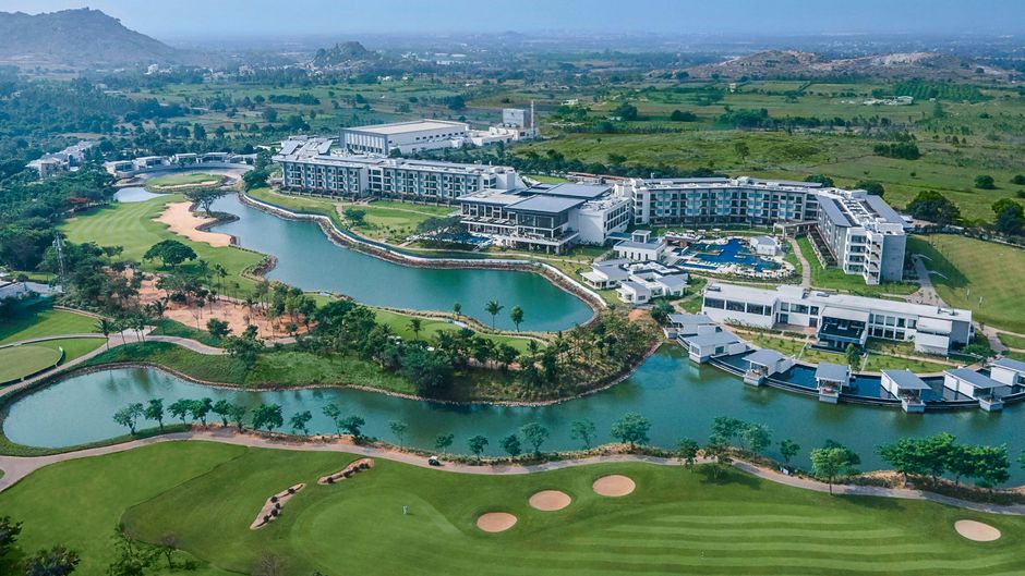 JW Marriott Bengaluru Prestige Golfshire Exterior
