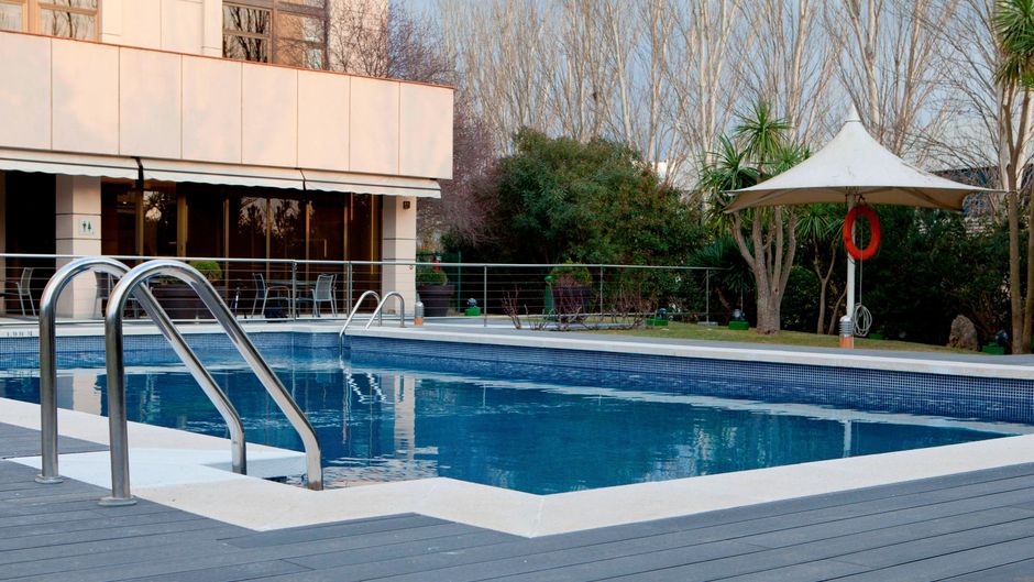 AC Hotel Sant Cugat by Marriott Pool