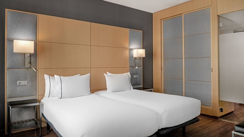 AC Victoria Suites Suite