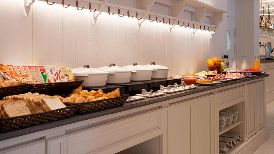 AC Victoria Suites Restaurant