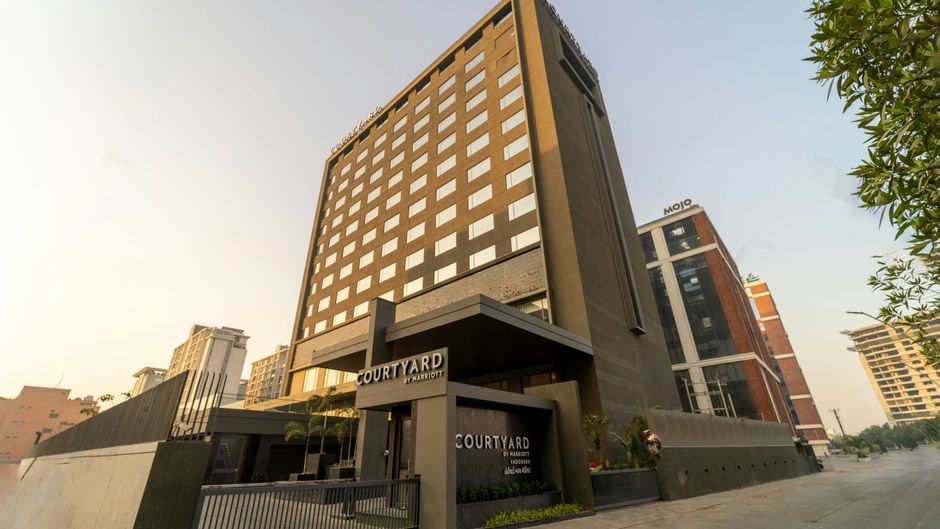 Courtyard Vadodara Exterior