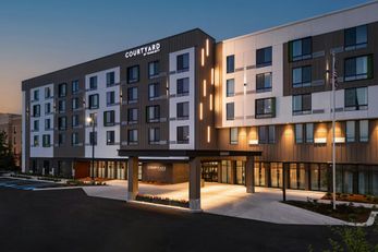 Courtyard Cleveland Marriott