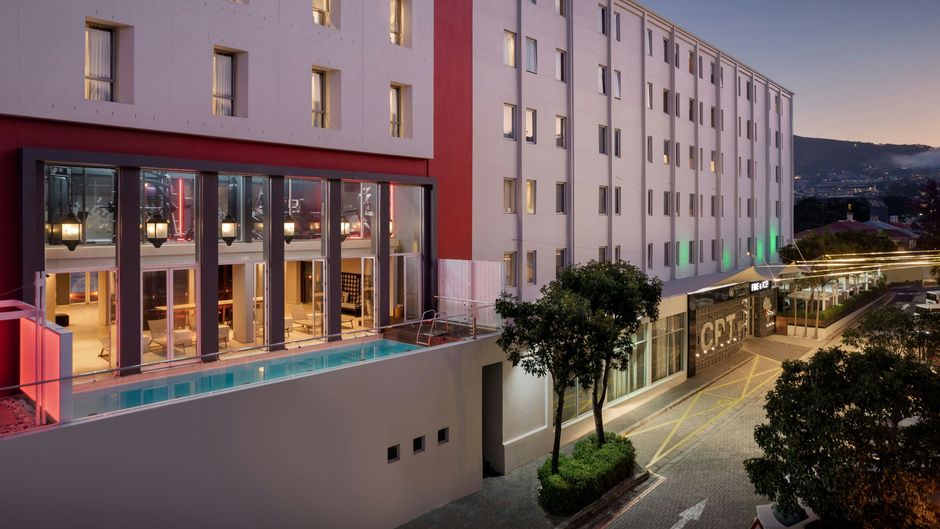 Protea Hotel Fire & Ice! Cape Town Exterior