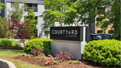 Courtyard Burlington Williston Marriott