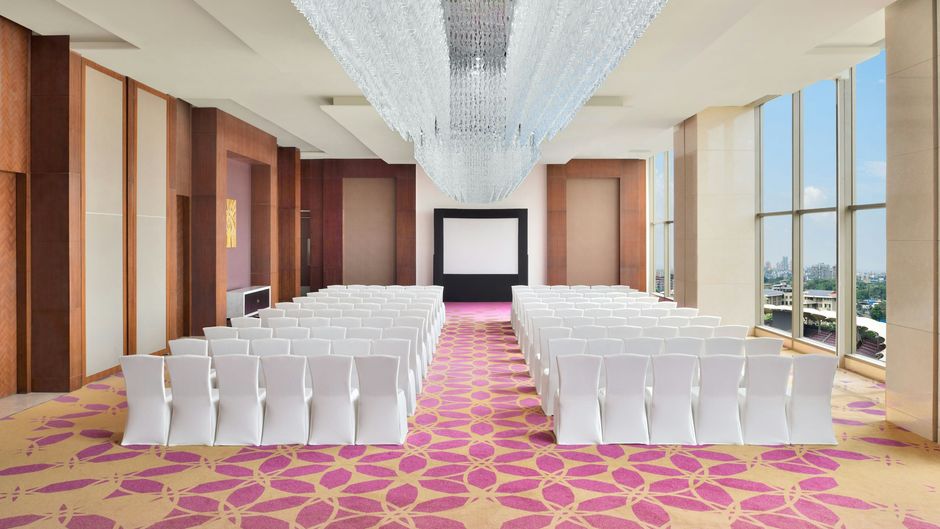 Courtyard By Marriott Navi Mumbai Meeting