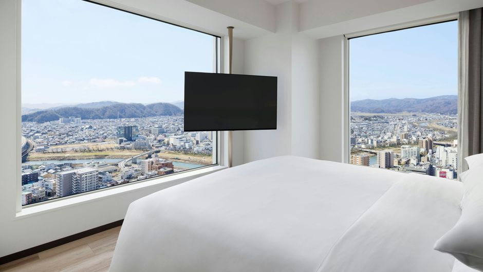 Courtyard by Marriott Fukui Suite