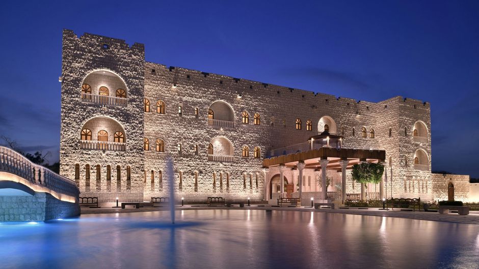 Al Samriya Hotel Doha Exterior