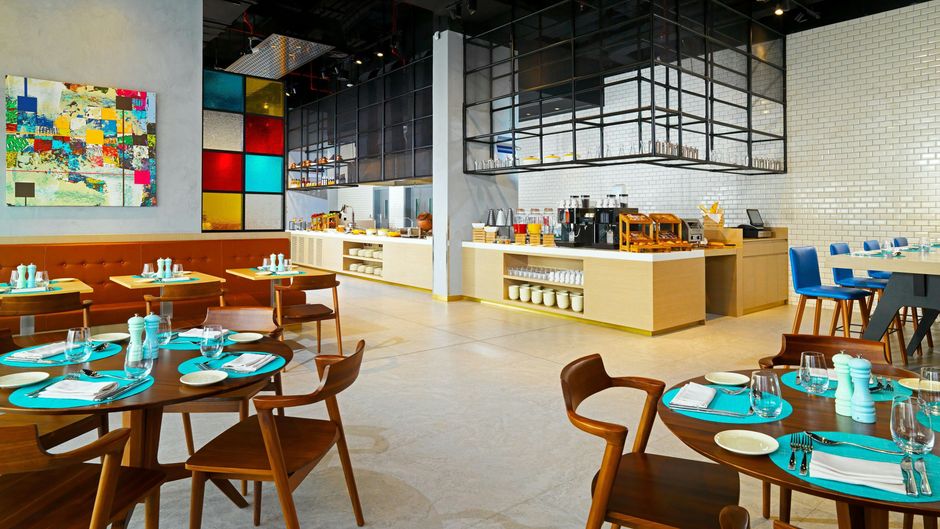 Aloft Palm Jumeirah Restaurant