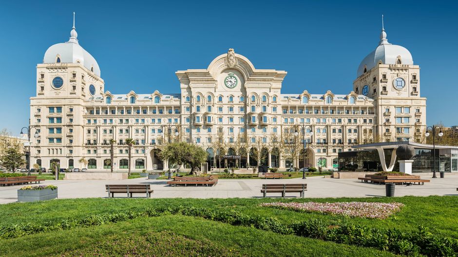Courtyard Baku Exterior