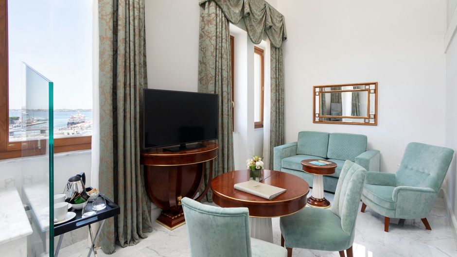 Ortea Palace Autograph Collection Suite