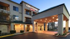 Courtyard by Marriott Dayton North