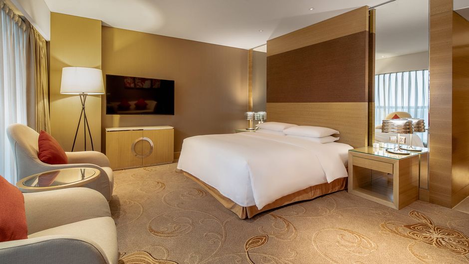 Renaissance Chengdu Hotel Room