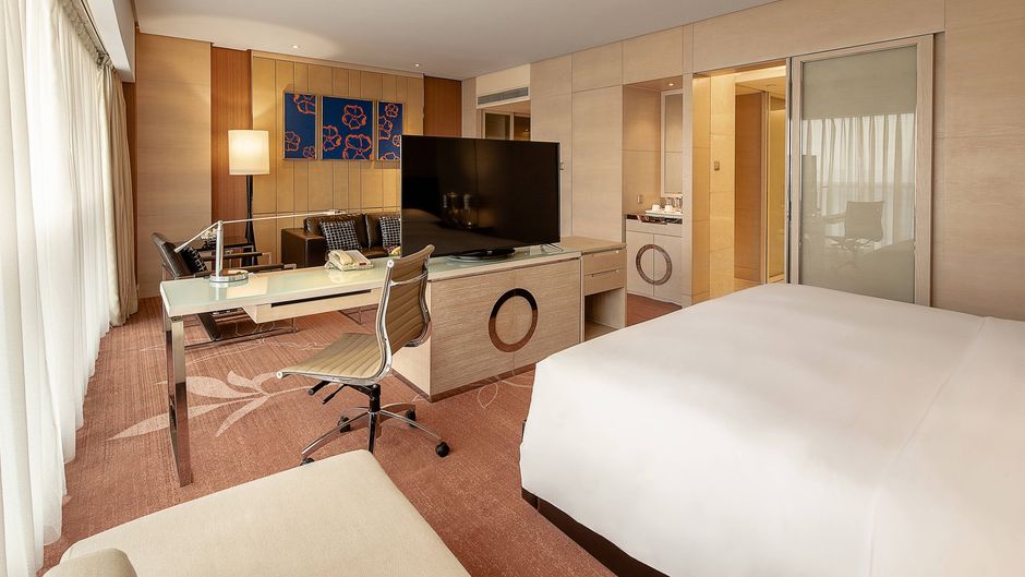 Renaissance Chengdu Hotel Suite