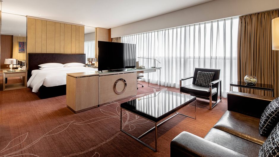 Renaissance Chengdu Hotel Suite