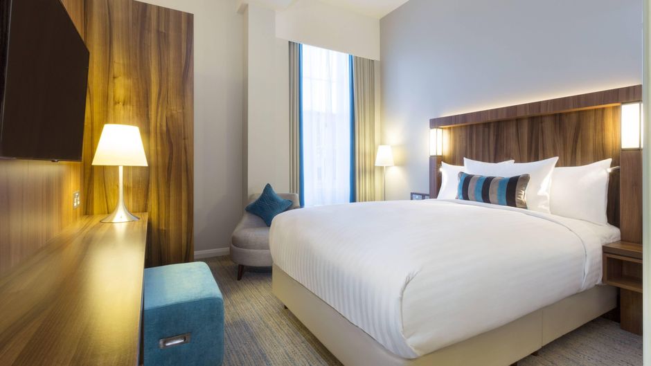 Courtyard Edinburgh Room