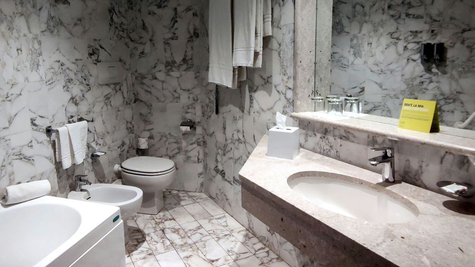Four Points by Sheraton Catania Hotel Room