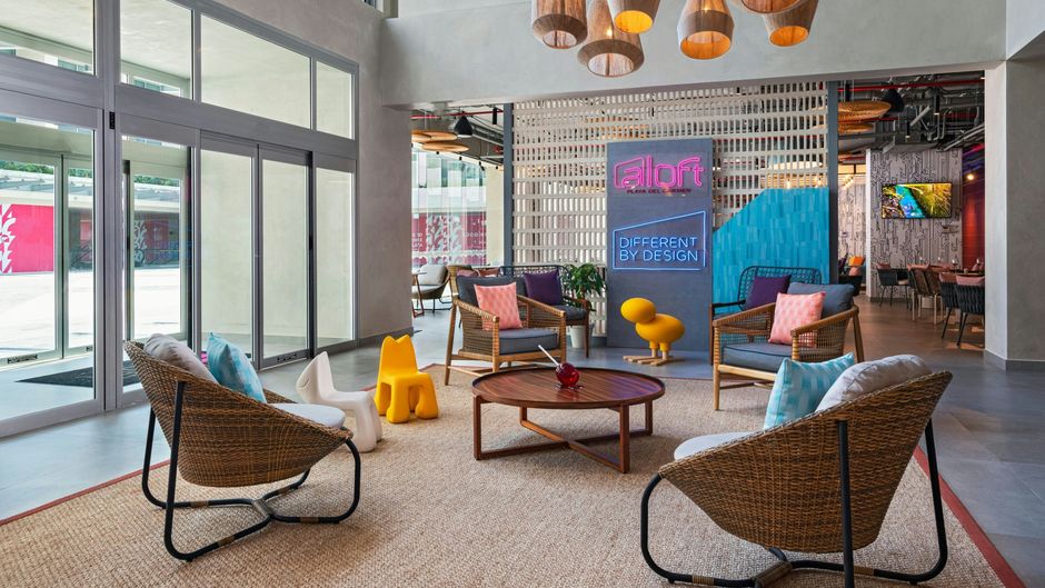 Aloft Playa del Carmen Lobby