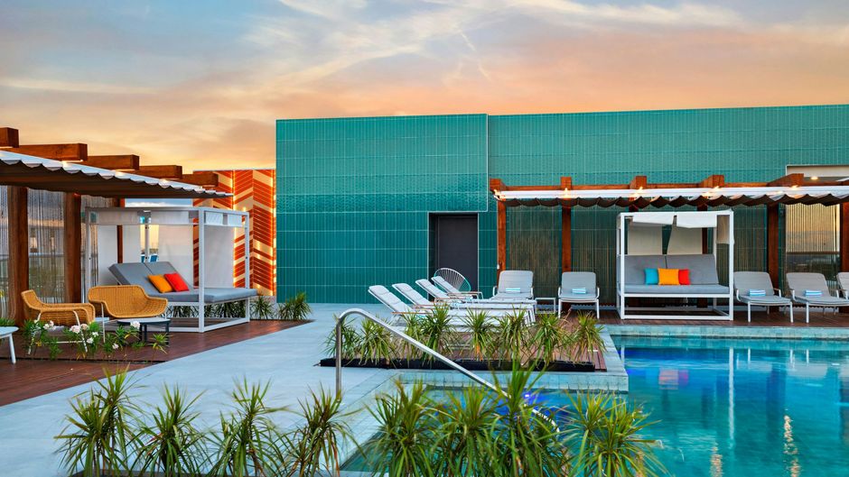 Aloft Playa del Carmen Pool