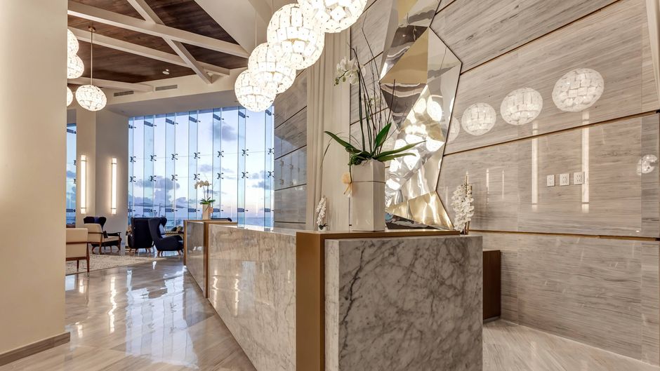 Royalton CHIC Suites Cancun-Adults Only Lobby