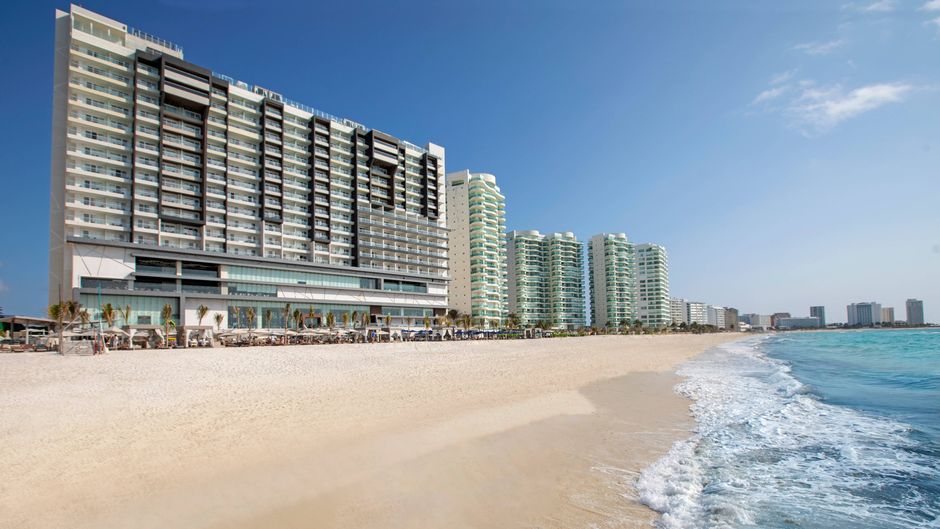 Royalton CHIC Suites Cancun-Adults Only Exterior