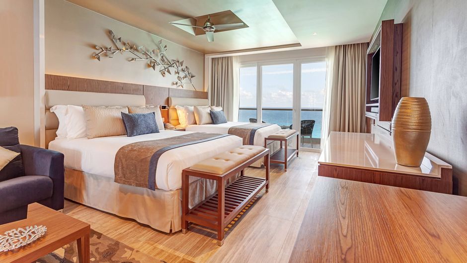 Royalton CHIC Suites Cancun-Adults Only Room