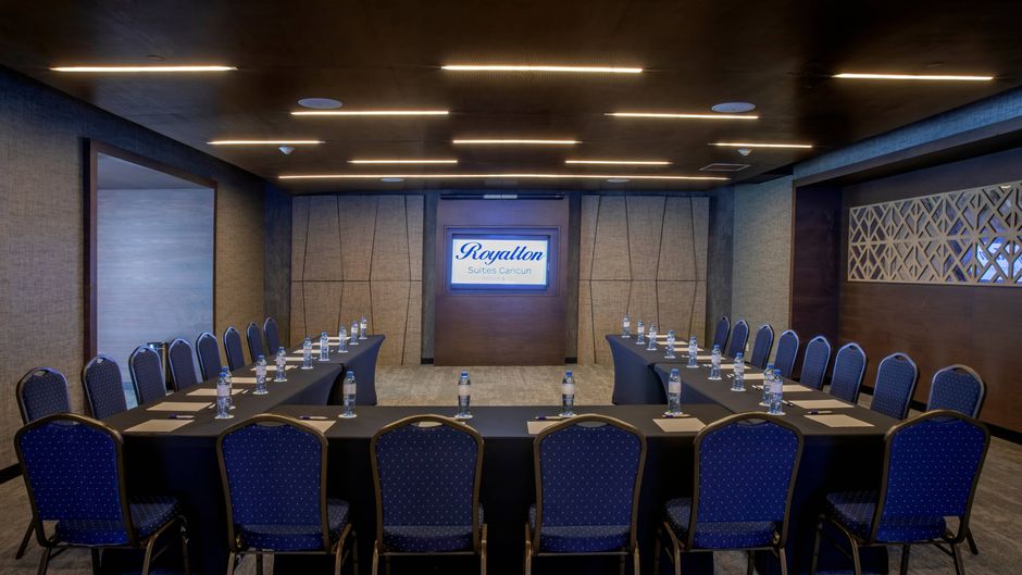 Royalton CHIC Suites Cancun-Adults Only Meeting