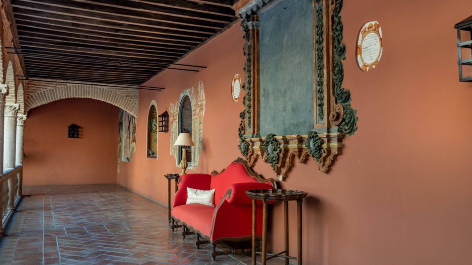 Hotel Palacio de Santa Paula, Autograph Other