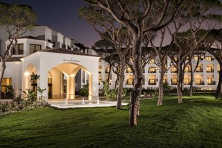 Pine Cliffs Ocean Suites, Luxury Coll