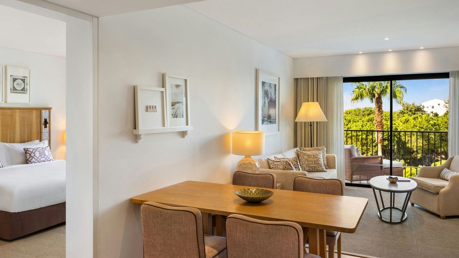 Pine Cliffs Ocean Suites, Luxury Coll Room