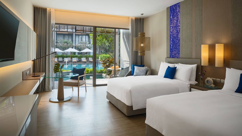 Renaissance Pattaya Resort & Spa Pool
