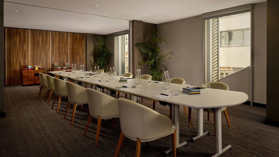 Montcalm East, Autograph Collection Meeting