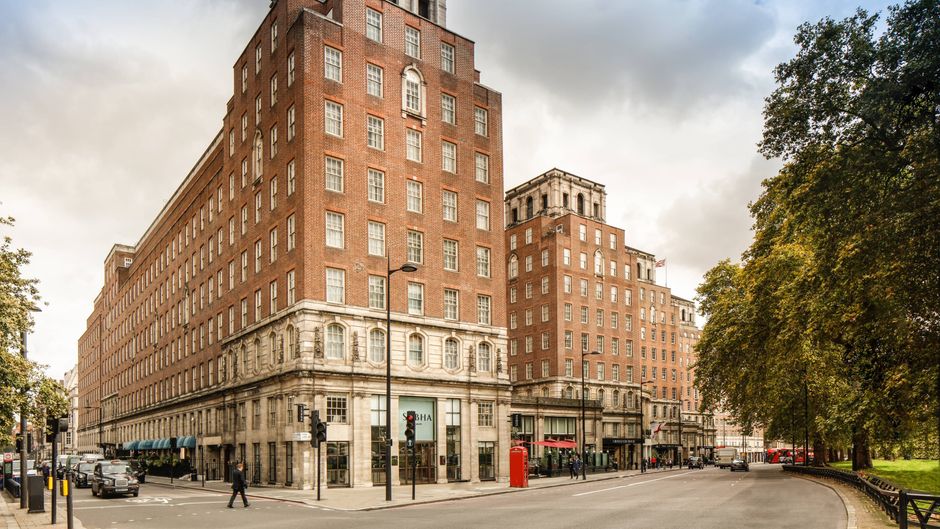 JW Marriott Grosvenor House London Exterior