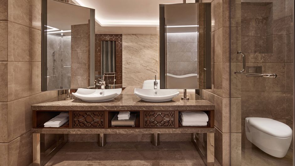 Renaissance Dhaka Gulshan Hotel Room