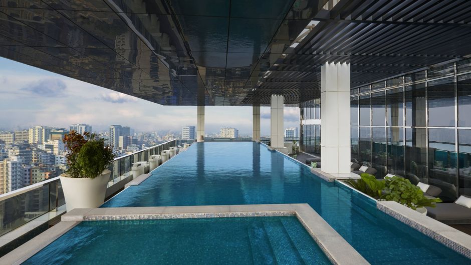 Renaissance Dhaka Gulshan Hotel Pool