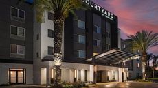 Courtyard Anaheim Resort/Conv Center