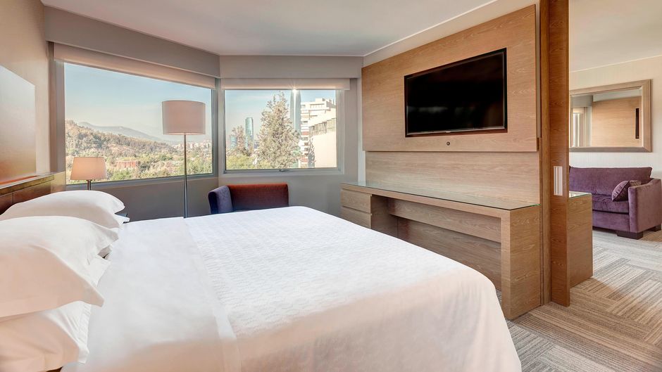 Sheraton Santiago Hotel & Convention Ctr Suite