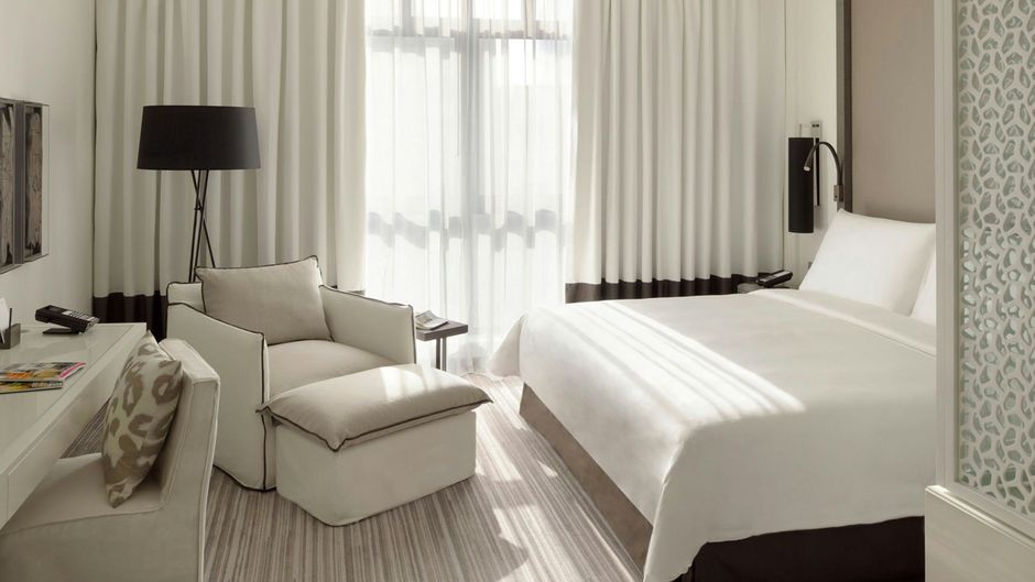 Hotel Boulevard, Autograph Collection Pool