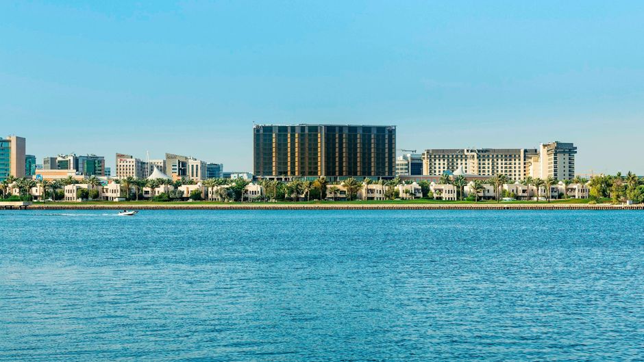 Aloft Dubai Creek Exterior