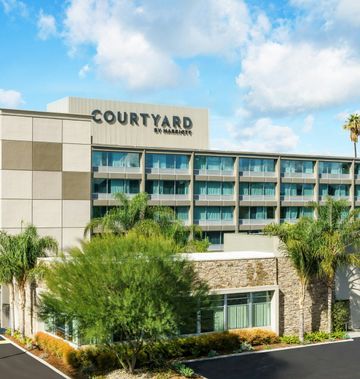 Courtyard Los Angeles Woodland Hills