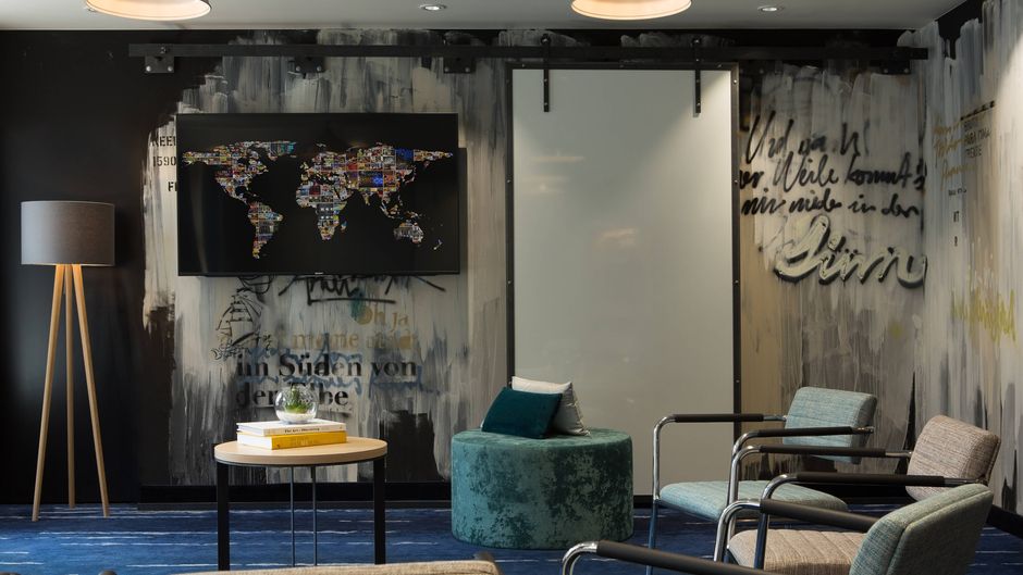 Renaissance Hamburg Hotel Meeting