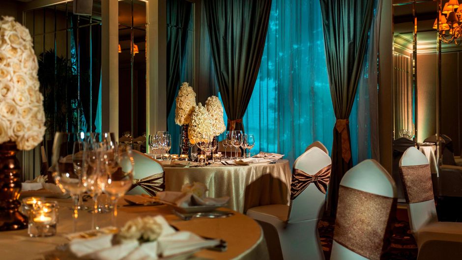 Renaissance Riverside Hotel Saigon Meeting