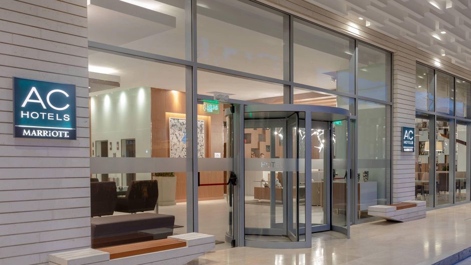 AC Hotel by Marriott Santa Marta Exterior