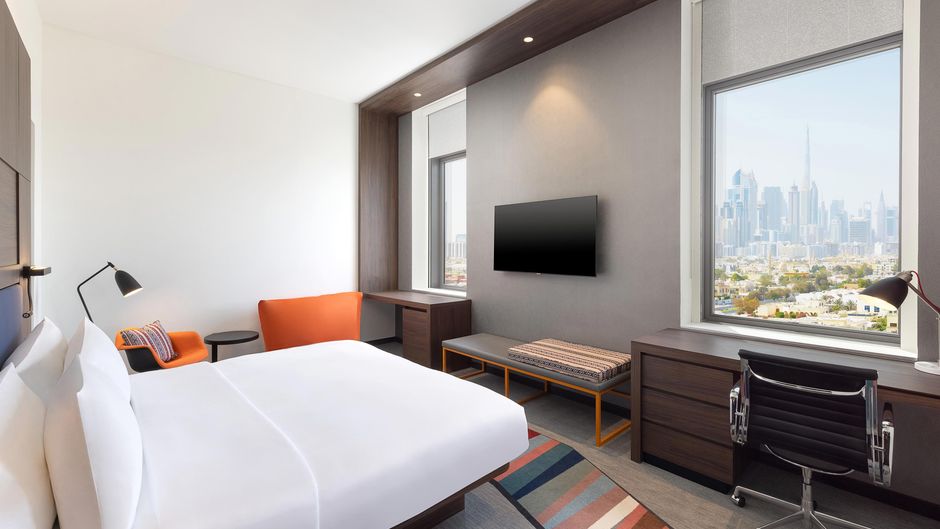 Aloft Al Mina Dubai Suite