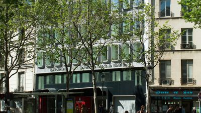 Renaissance Paris Republique Hotel